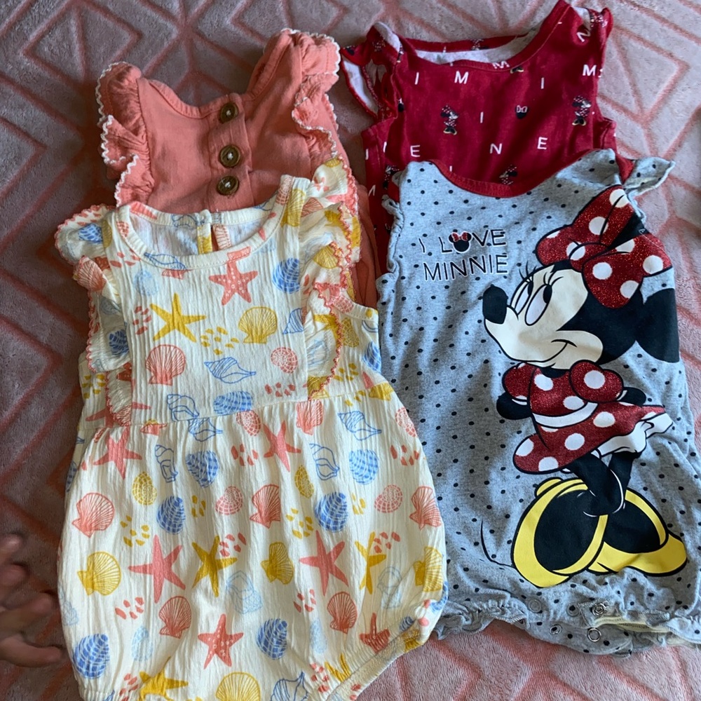 Baby rompers